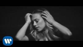 Jana Kramer - Circles (Official Music Video)