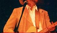 Merle Haggard - On Stage