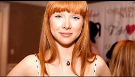 Molly Quinn Video slide show, starred in "Castle".