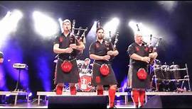 Red Hot Chilli Pipers - Thunderstruck - Wiesbaden 8.11.16