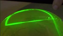 Easy home experiment - laser bounces through Jello-O
