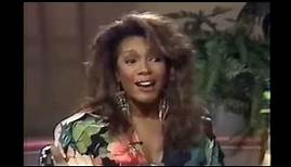 Mary Wilson - great 4-min interview (1990)