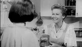 1960s FOLGER'S COFEE COMMERCIAL - Virginia Christine as Mrs. Olsen