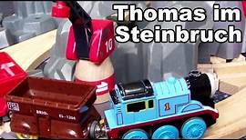 Thomas die kleine Lokomotive im Steinbruch BRIO Holzeisenbahn Spielzeug Kanal für Kinder Kinderkanal
