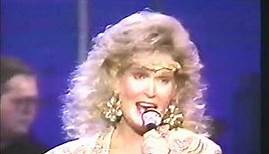 Lynn Anderson - What She Does Best - New County Show 1988 - 22 min.