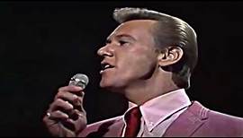 UNCHAINED MELODY - The Righteous Brothers - Bobby Hatfield solo - live [HQ]