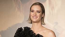 ‘The Martian’: This Is Canadian Actress Mackenzie Davis’ Rise To Fame