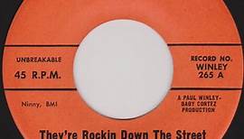 The Fabulous Clovers Featuring John "Buddy" Bailey - They're Rockin' Down The Street / Be My Baby