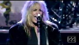 Motley Crue- Don't Go Away Mad (Just Go Away)- Live at the 1990 MTV Video Music Awards VMAS