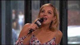 Abby Elliott On Impressions And "Saturday Night Live"