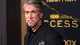 'Succession' star Alan Ruck involved in Hollywood pizzeria crash