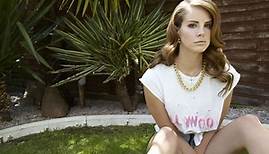 Lana Del Rey: "Meine Lippen sind echt." 1 ▶️ jetzt weiterlesen auf Rolling Stone