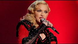 Madonna - Living For Love (Live at the 2015 Grammy Awards)