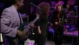 Fourplay ft. Chaka Khan, Phil Perry and Philip Bailey - "Between The Sheets" (LIVE)