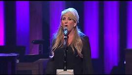 Lee Ann Womack performs George Jones' The Grand Tour Live at the Grand Ole Opry