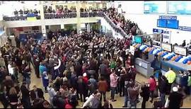 Flashmob Odessa Flughafen 30.3.2014 Europahymne und ukrainische Nationalhymne