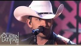 Justin Moore Performs "Lettin' The Night Roll"