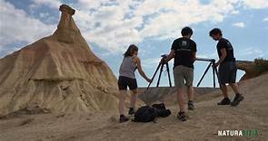 El calor, el polvo y los mosquitos dificultan mucho las grabaciones en las Bardenas Reales