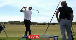 Kenny Dalglish & Alan Hansen show off their golf skills