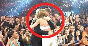 Taylor Swift kissing her boyfriend Calvin Harris at the 2015 Billboard Music Awards