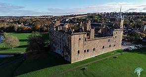 Linlithgow Palace - The Story of this Ruin and Outlander Filming Location