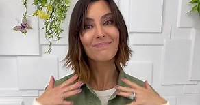 Watch QVC Program Host, Amy Stran, update her 'do to a straight-edged French bob style with lots of texture via Maria McCool from Calista! 💇🏻‍♀️