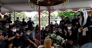 FULL - Prosesi Pemakaman KGPAA Mangkunegara IX di Astana Girilayu Matesih Karanganyar