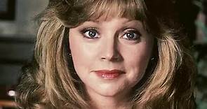What Really Happened to Shelley Long - Star in Cheers