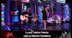 Catalina Palacios interpreta en vivo y unplugged su canción "Regresarás"