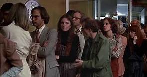 Woody Allen. Io e Annie. Scena della fila al cinema. Con Marshall McLuhan