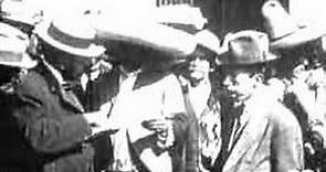 Emiliano Zapata entrevistado por periodistas. 1914-1919.