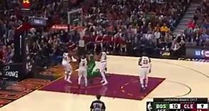 Gordon Hayward Injury / Cleveland Cavaliers vs Boston Celtics / October 18 2017