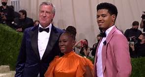 Bill de Blasio spotted with new flame