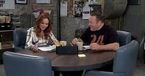 Kevin Can Wait Blooper Reel (S2, Vol. 2): Kevin James And Leah Remini Laugh It Up On Set