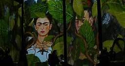 Admira la obra de Frida Kahlo en una exposición multisensorial y un recorrido de 360 grados