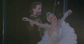 La Trobe x The Australian Ballet – ‘Swan Lake’ research