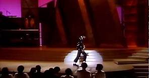 Michael Jackson's Billie Jean Motown 25... best live ever... first moonwalk!!!