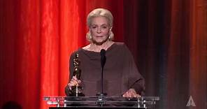 Lauren Bacall's Honorary Oscar: 2009 Governors Awards