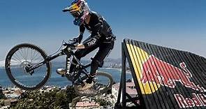 Compitiendo por los últimos cupos de la carrera de downhill urbano más extrema de Latinoamérica