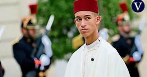 Un príncipe sin besamanos: Mulay Hasan, heredero del trono de Marruecos, celebra la mayoría de edad