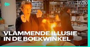 Victor Mids verrast Paulien Cornelisse met een boeken-MINDF*CK! | MINDF*CK