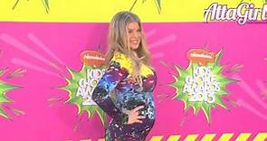 Fergie arrives pregnant on the red carpet at the 2013 Kids Choice Awards