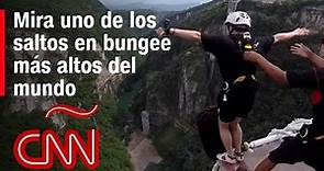 Así se ve uno de los saltos en bungee más alto del mundo en China