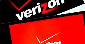 Verizon offers free iPhones to entice customers to sign up for 5G