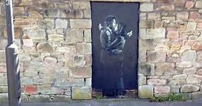 Banksy has say over disputed Mobile Lovers artwork