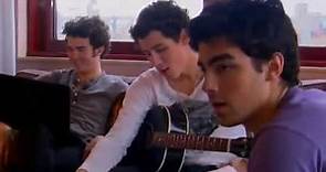 Jonas Brothers - Living The Dream: Keeping It Real (HQ)