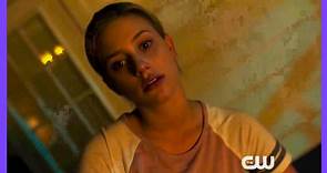 RIVERDALE 3x01 Chapter Thirty-Six "Labor Day" - Betty has a seizure (2018)