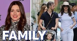 Anne Hathaway Family & Biography