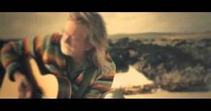 Declan Sinnott - 'Sun Shine In' [Official Video]