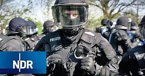 Alltag bei der Polizei: Von Demos, Hooligans und Beschimpfungen | 7 Tage | NDR Doku